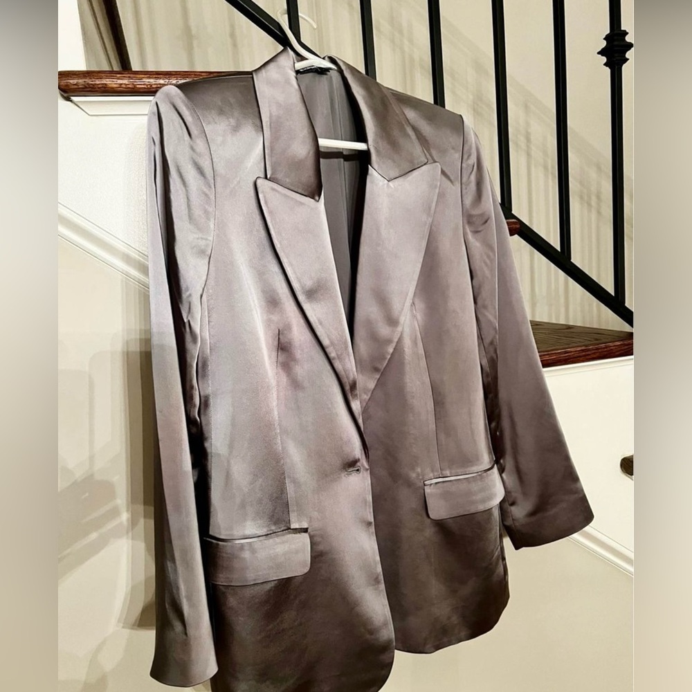 Express Silver silky blazer